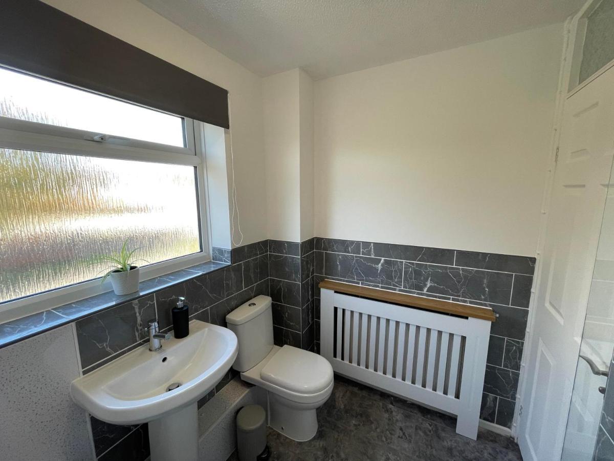 Leominster 3 Bedroom House Parking Garden Private Экстерьер фото